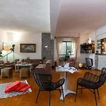 Emmanuel Apartments