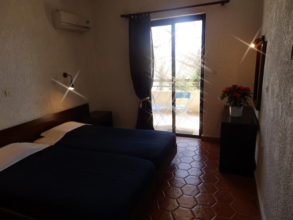 Aparthotel Emmanuel 3*
