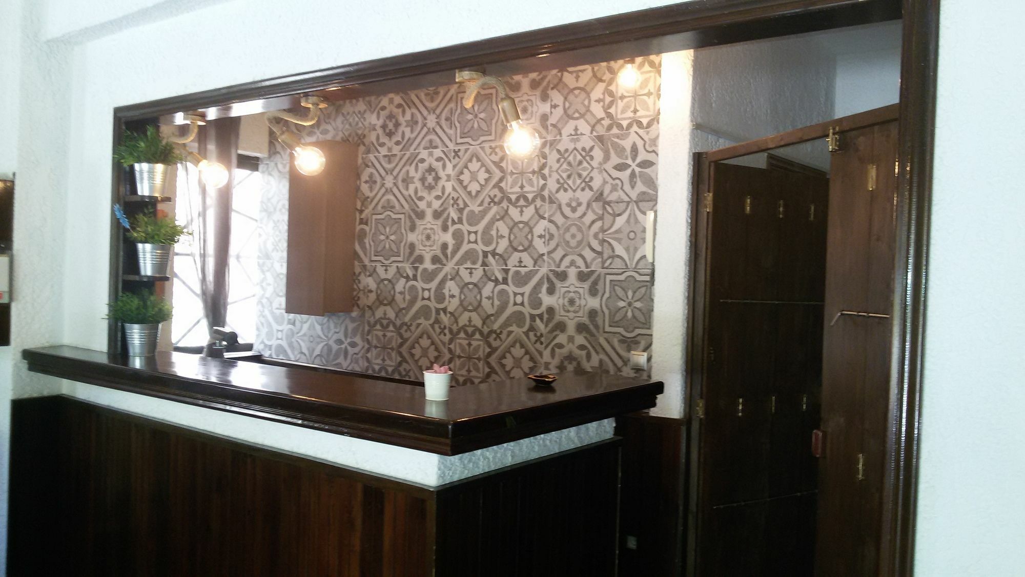 Emmanuel Aparthotel 3*